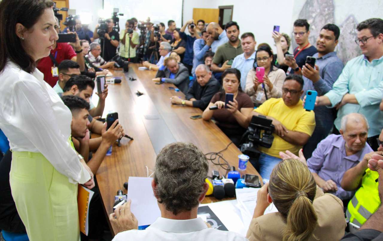 Flávia negocia dívidas, avança com DAE e implanta serviços inéditos à população várzea-grandense